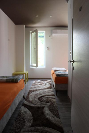 REA Apartmants